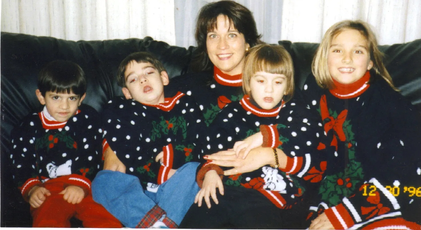 Becky and her 4 children